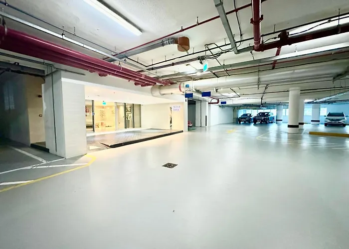 Wonderful 1Br Apt With Marina View