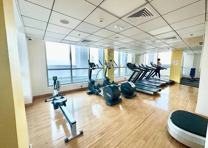Wonderful 1Br Apt With Marina View